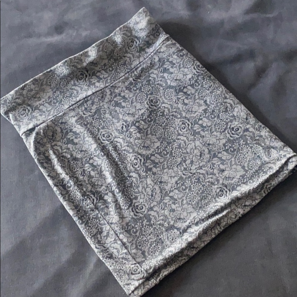 ♥️3x$20 - Gray women’s Skirt Forever 21